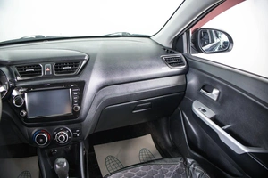 Хетчбэк Kia Rio 2013 года, 849000 рублей, Пермь