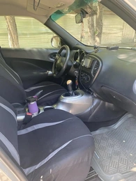 Внедорожник Nissan Juke 2011 года, 999999 рублей, Красноярск