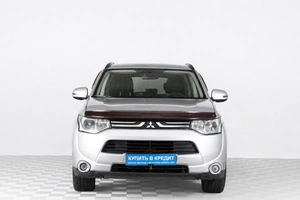 Внедорожник Mitsubishi Outlander 2013 года, 1399000 рублей, Челябинск