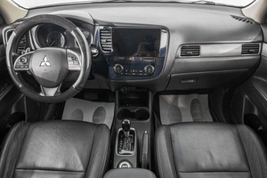 Внедорожник Mitsubishi Outlander 2013 года, 1599000 рублей, Барнаул