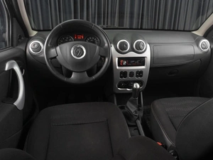 Хетчбэк Renault Sandero Stepway 2014 года, 889000 рублей, Тюмень