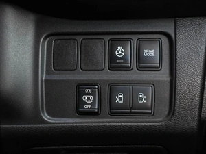 Минивэн Nissan Serena 2019 года, 2329000 рублей, Кирилловка