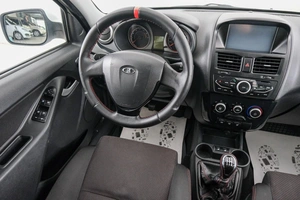 Хетчбэк ВАЗ (LADA) Kalina 2015 года, 899000 рублей, Красноярск