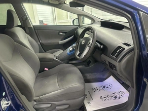 Лифтбек Toyota Prius 2010 года, 1150000 рублей, Ачинск
