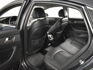 Седан Hyundai Sonata 2018 года, 1635100 рублей, Казань