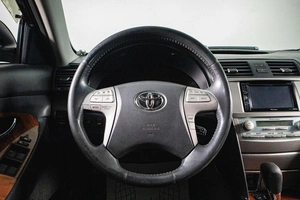 Седан Toyota Camry 2008 года, 1189000 рублей, Сургут