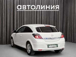 Хетчбэк Opel Astra GTC 2010 года, 549000 рублей, Красноярск