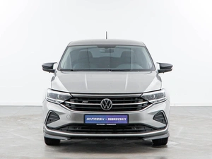 Седан Volkswagen Polo 2020 года, 1549999 рублей, Москва