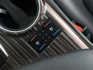 Седан Toyota Camry 2018 года, 3199000 рублей, Тюмень