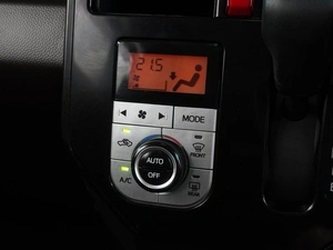 Минивэн Toyota Roomy 2018 года, 1099000 рублей, Воронеж