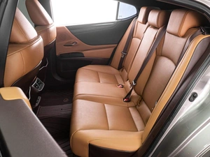 Седан Lexus ES 2020 года, 4029000 рублей, Тюмень