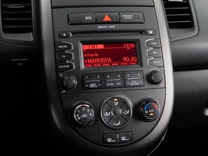 Хетчбэк Kia Soul 2013 года, 1070000 рублей, Тюмень