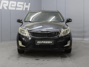 Хетчбэк Kia Rio 2012 года, 840000 рублей, Омск