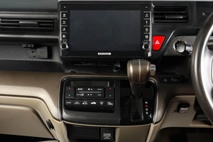 Минивэн Honda Stepwgn Spada 2015 года, 1499000 рублей, Тюмень