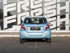 Хетчбэк Toyota Vitz 2014 года, 800000 рублей, Краснодар