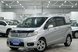 Минивэн Honda Freed 2010 года, 1199000 рублей, Омск