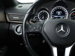 Седан Mercedes-benz E-класс 2012 года, 1727077 рублей, Москва