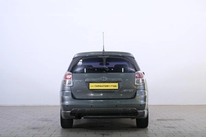 Хетчбэк Toyota Matrix 2005 года, 599000 рублей, Омск