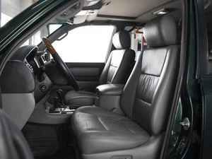 Внедорожник Toyota Land Cruiser 2007 года, 1950000 рублей, Омск