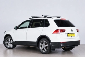 Внедорожник Volkswagen Tiguan 2017 года, 2089000 рублей, Челябинск