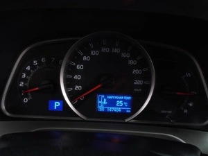 Внедорожник Toyota RAV4 2014 года, 1874000 рублей, Воронеж