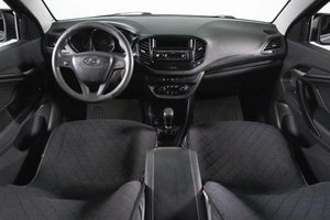 Седан ВАЗ (LADA) Vesta 2017 года, 719000 рублей, Сургут