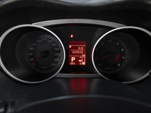 Внедорожник Mitsubishi Outlander 2007 года, 920000 рублей, Омск