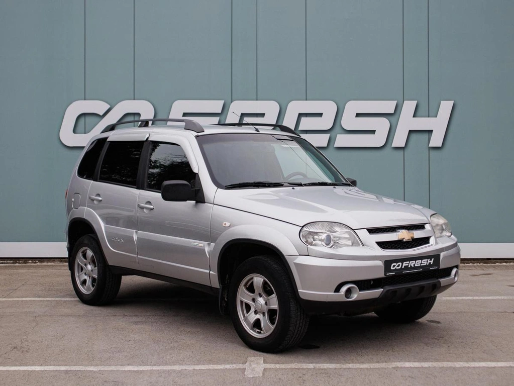 Внедорожник Chevrolet Niva 2012 года, 669000 рублей, Большой Сочи