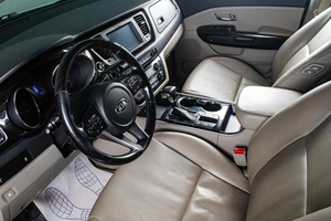 Минивэн Kia Carnival 2019 года, 2789000 рублей, Сургут