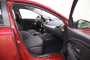 Хэтчбек Renault Megane 2012 года, 890000 рублей, Брянск