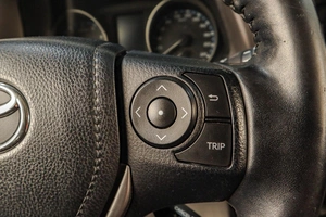 Внедорожник Toyota RAV4 2018 года, 2379000 рублей, Челябинск