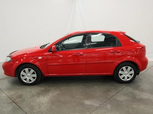 Хэтчбек Chevrolet Lacetti 2010 года, 690000 рублей, Курск
