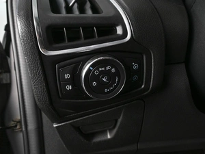 Хетчбэк Ford Focus 2011 года, 879000 рублей, Аксай
