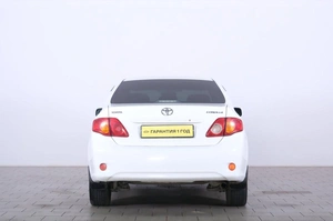 Седан Toyota Corolla 2008 года, 849000 рублей, Омск