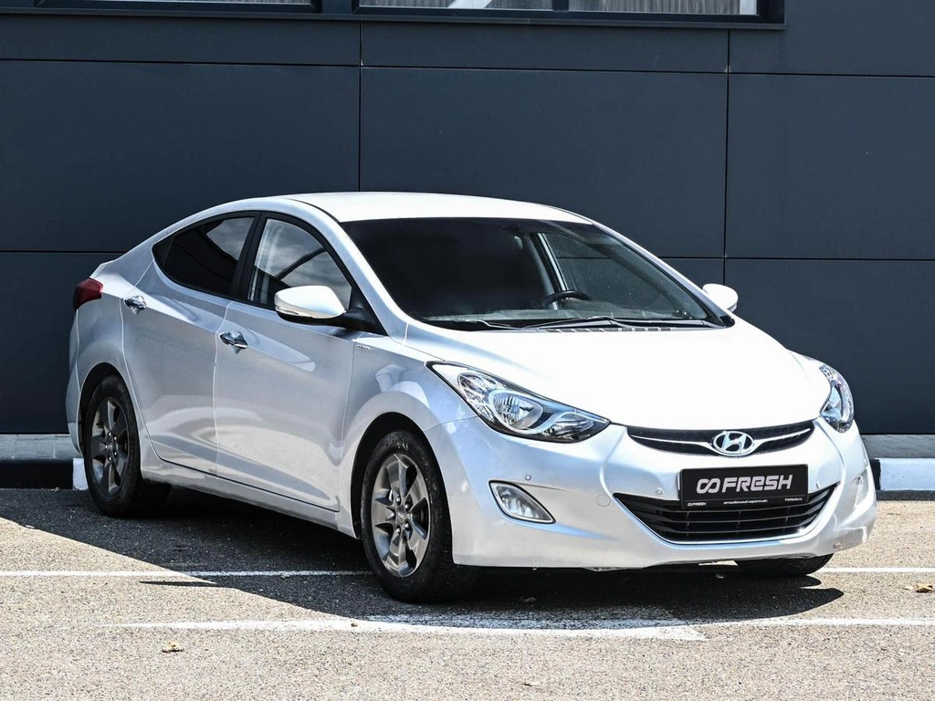 Седан Hyundai Avante 2011 года, 899000 рублей, Кирилловка