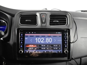 Хетчбэк Renault Sandero 2017 года, 1037100 рублей, Казань