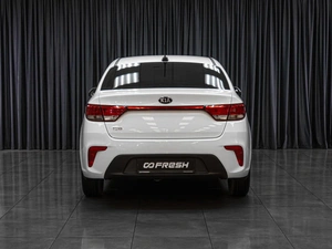 Седан Kia Rio 2018 года, 1449000 рублей, Тюмень