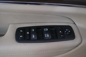 Внедорожник Jeep Grand Cherokee 2013 года, 2699000 рублей, Омск