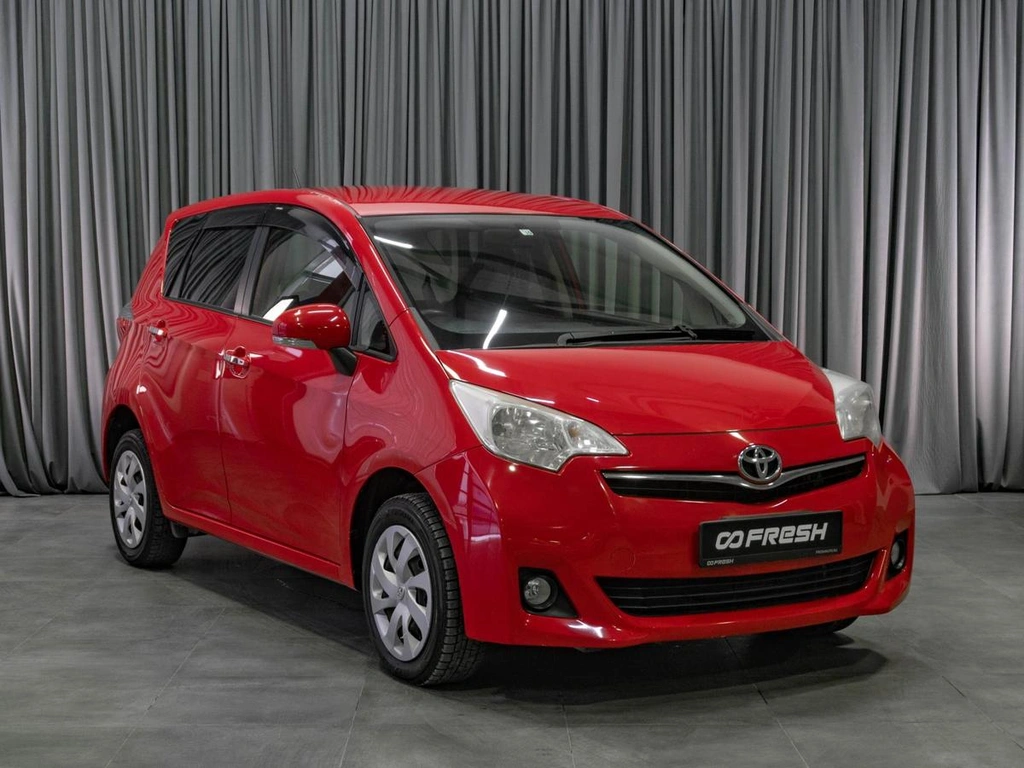 Хетчбэк Toyota Ractis 2012 года, 1105000 рублей, Тюмень