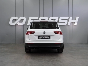 Внедорожник Volkswagen Tiguan 2018 года, 2199000 рублей, Воронеж