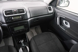 Минивэн Skoda Roomster 2009 года, 699000 рублей, Красноярск