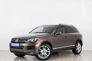 Внедорожник Volkswagen Touareg 2013 года, 1889000 рублей, Красноярск