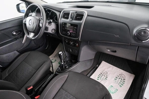 Хетчбэк Renault Sandero 2017 года, 1199000 рублей, Красноярск