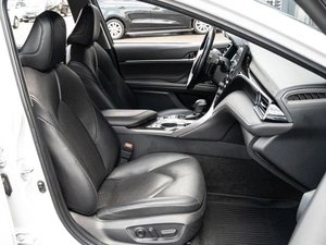 Седан Toyota Camry 2022 года, 3050000 рублей, Краснодар