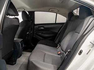 Седан Toyota Corolla 2019 года, 2000000 рублей, Красноярск