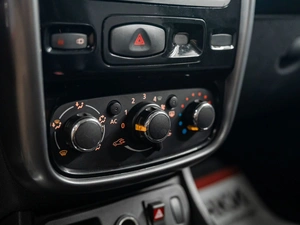 Внедорожник Renault Duster 2012 года, 895000 рублей, Красноярск