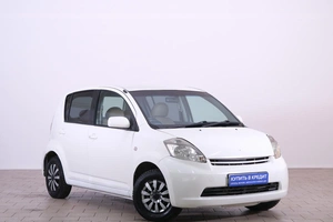 Хетчбэк Toyota Passo 2004 года, 299000 рублей, Омск