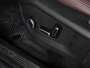 Внедорожник Geely Monjaro 2023 года, 3368500 рублей, Волгоград