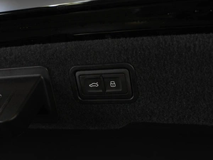 Седан Audi A8 2019 года, 5849000 рублей, Тюмень