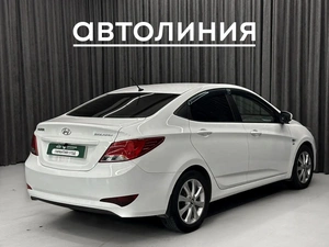 Седан Hyundai Solaris 2015 года, 945000 рублей, Красноярск